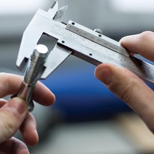 Vernier caliper measuring threads