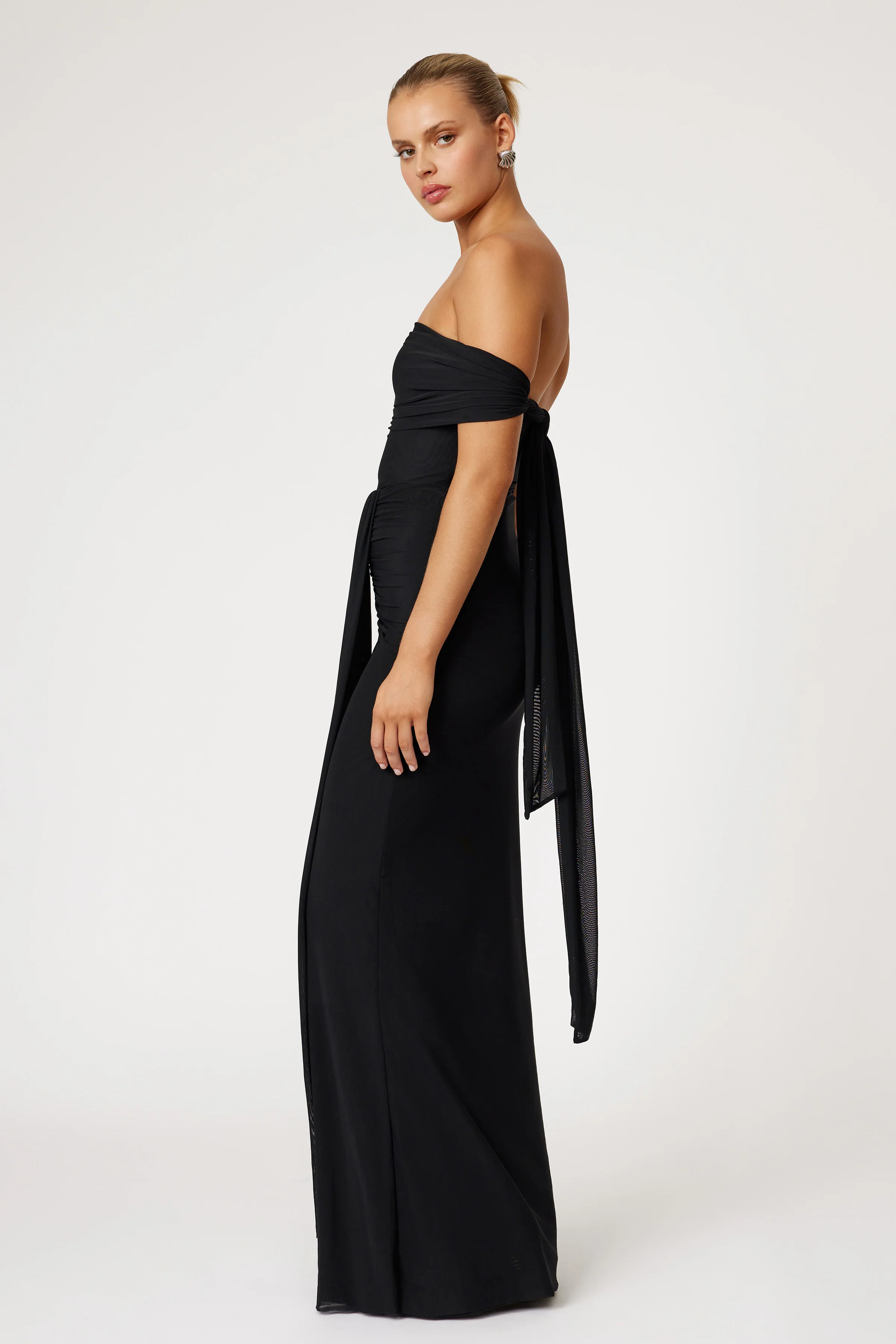 Jora Dress - Black - Poueer