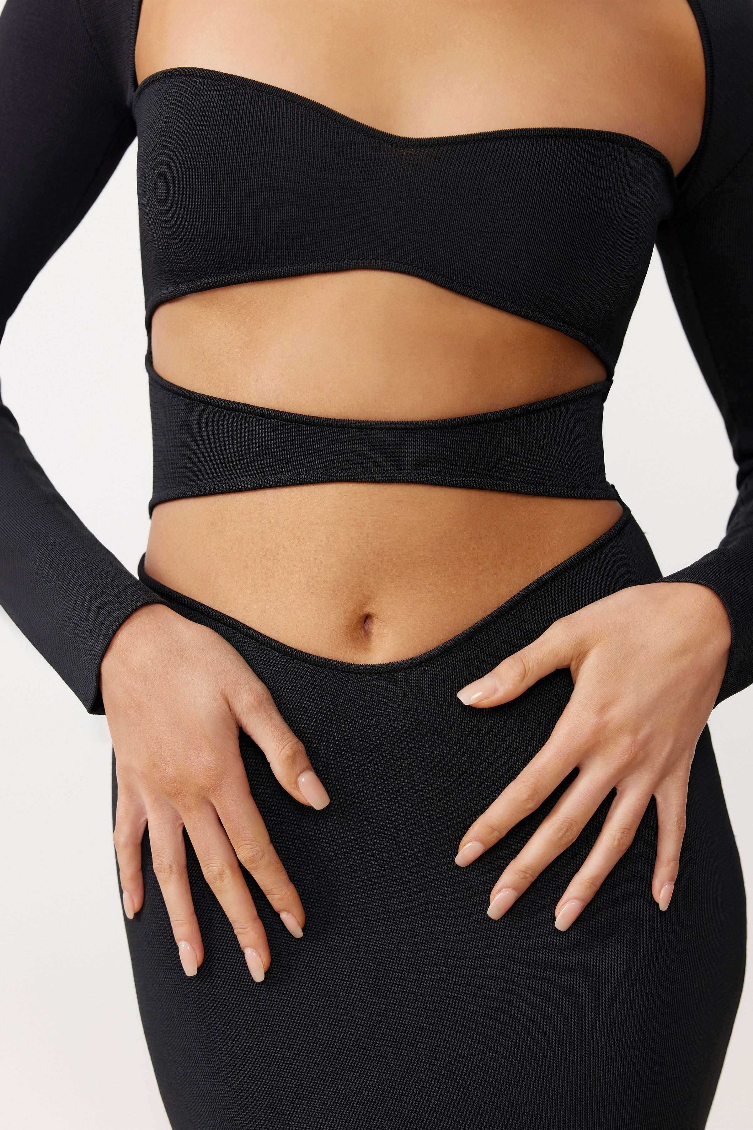 Daria Dress - Black - Poueer