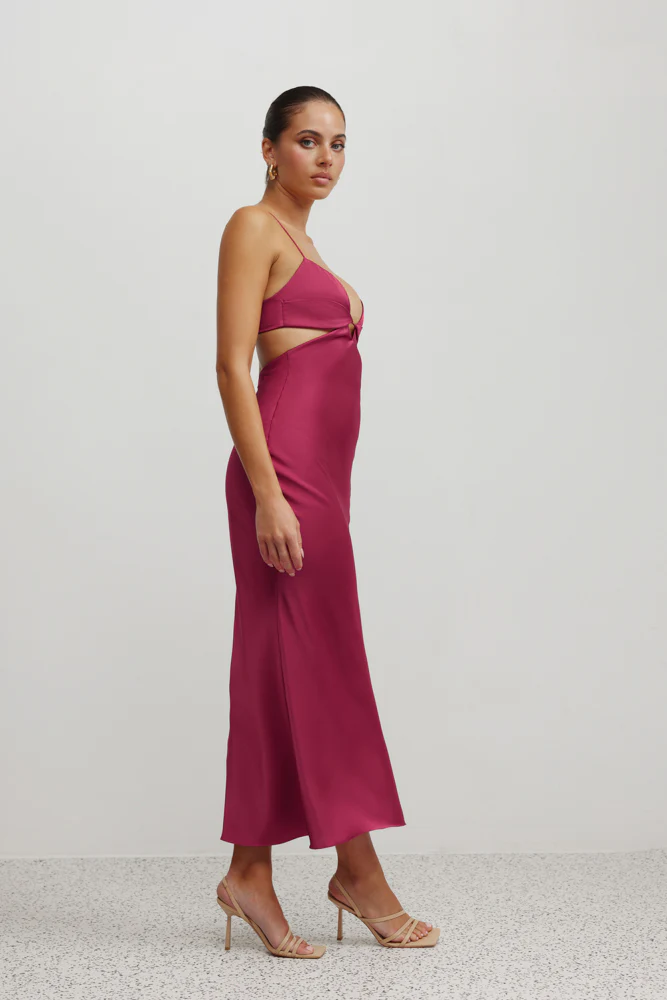 Karma Dress - Crimson - Poueer