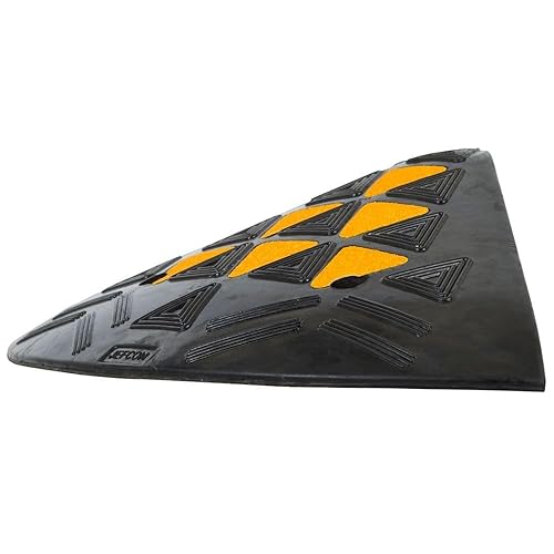 Guardian 8' Rubber Curb Ramp with Round End Caps - Poueer